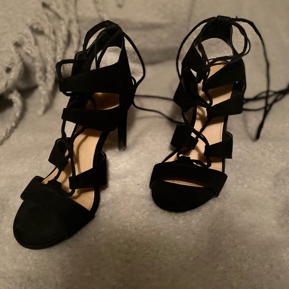 Mossimo Strappy lace up heels - Picture 3 of 6